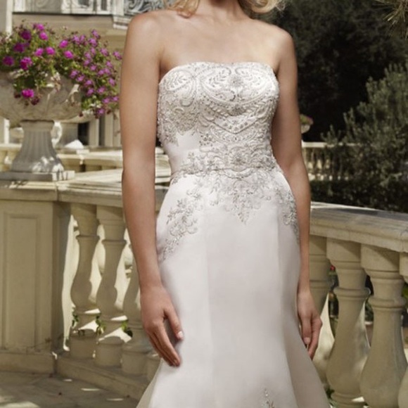 Casablanca wedding dress - Picture 4 of 4